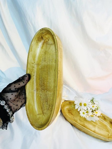 وعاء كونكريت بيضاوي لصب الشمع