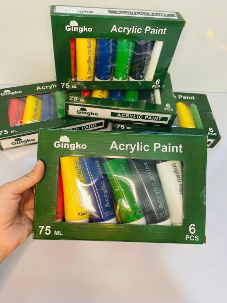 ألوان اكريلك