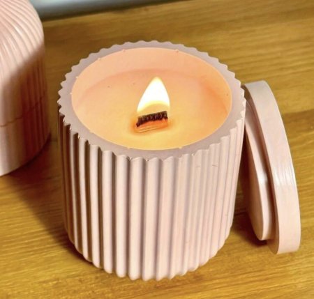 قالب علبة مخططة